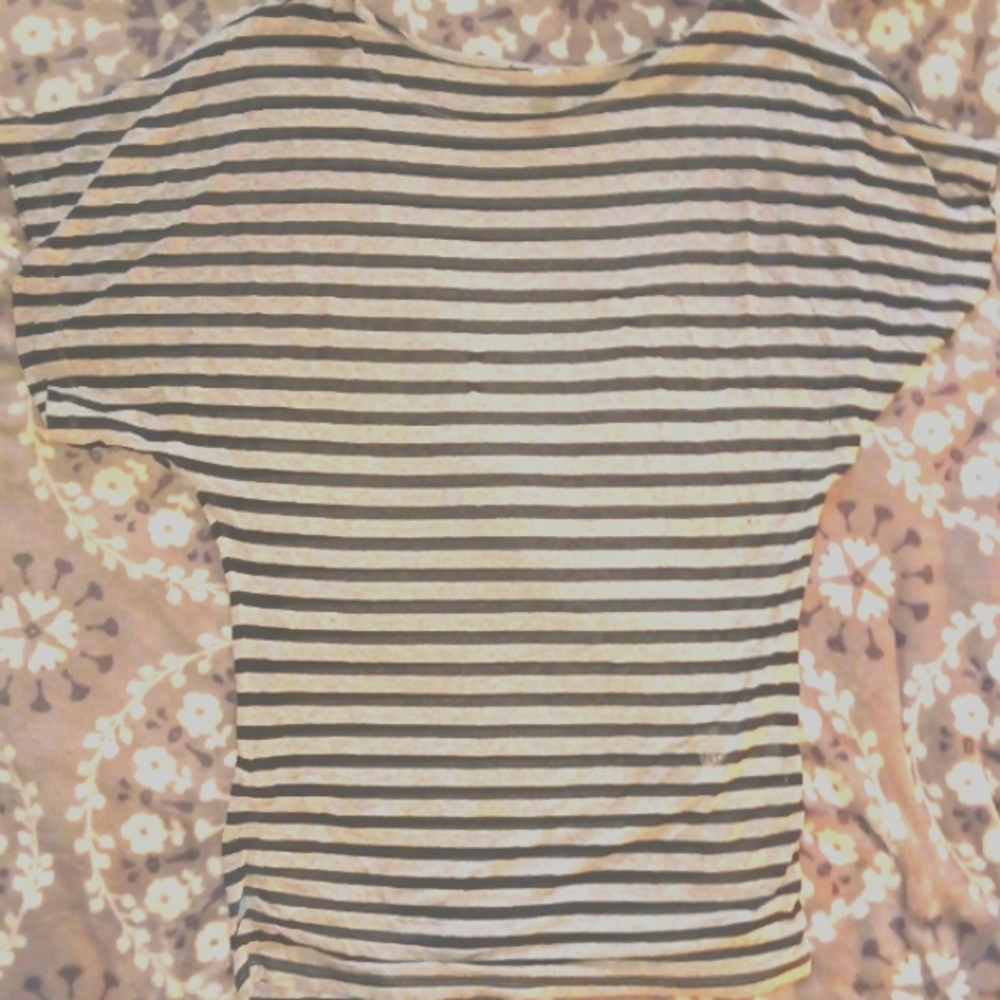 ♡Gray&Black Stripped Top♡